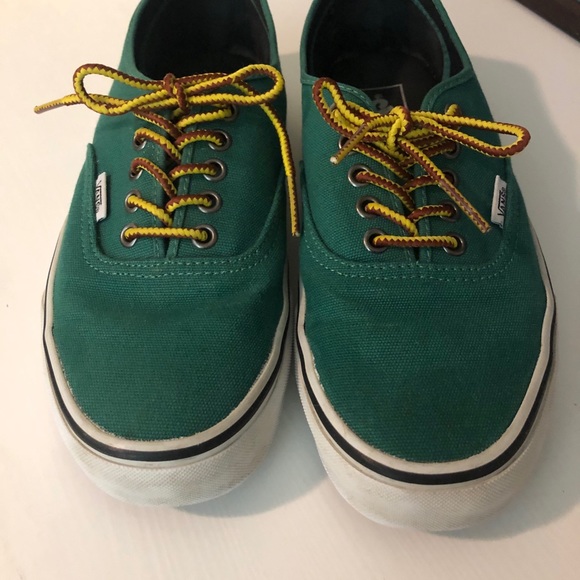 ❌SOLD❌Vans Authentic Low Top Green Shoe - Picture 1 of 9